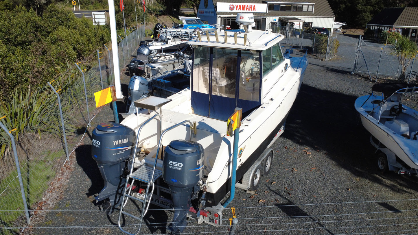 Offshore fishing setup on World Cat 270HT with livewell and bait station