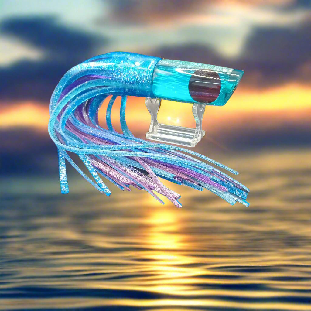 Koya small Kona plunger (Blue/Purple Blue Ocean rubber skirt)