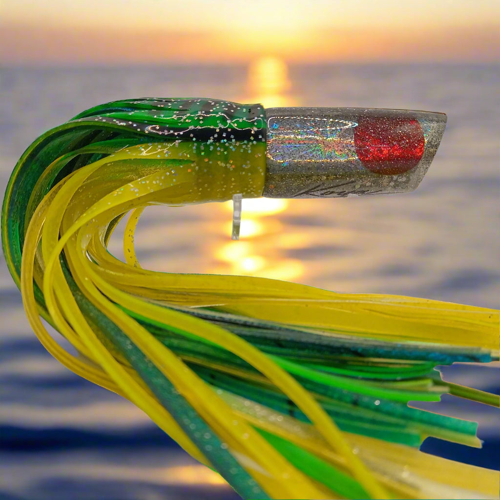 Koya small Kona plunger (Black glitter) double rubber skirt (Dorado)