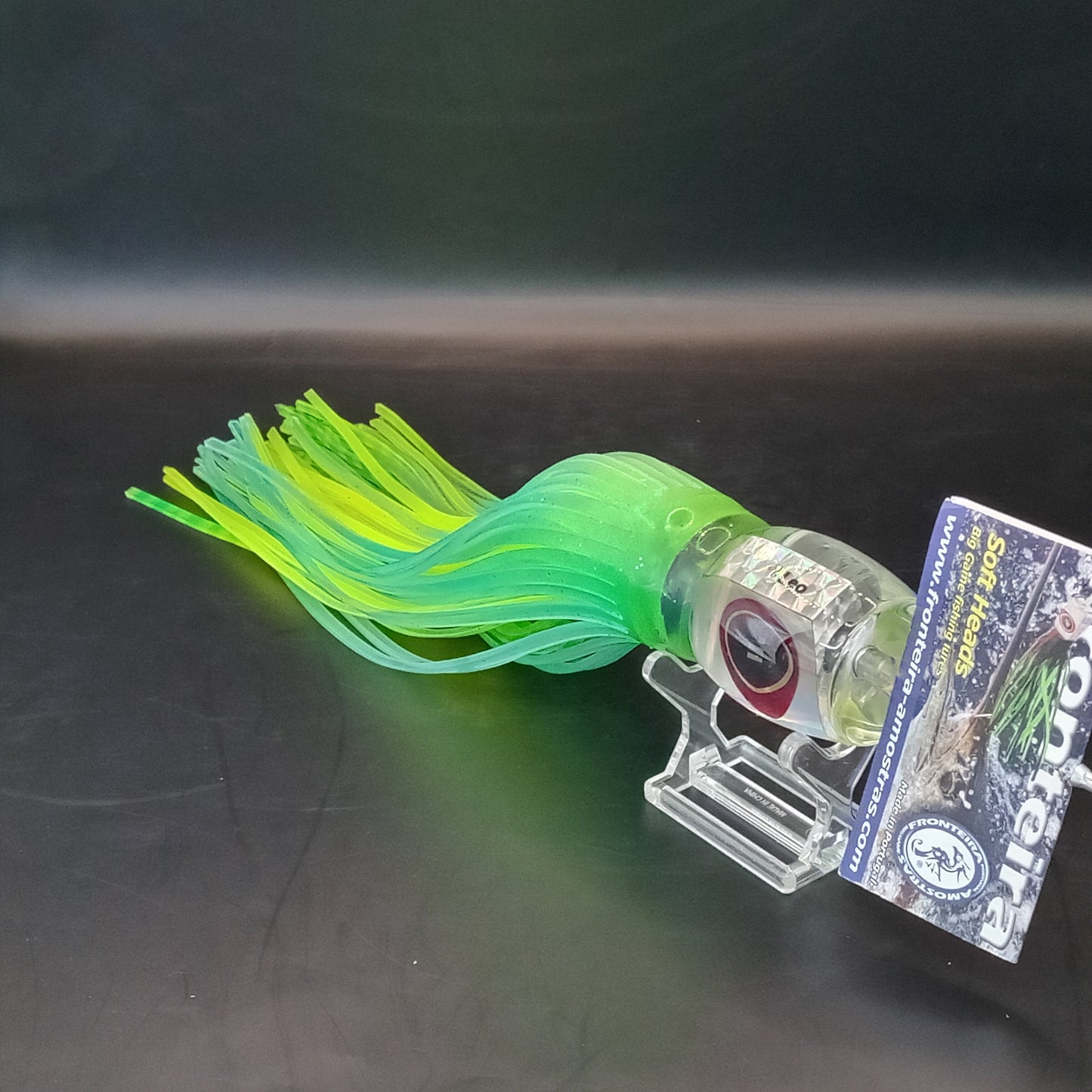 Fronteira Leo-UV green-Soft Head lure