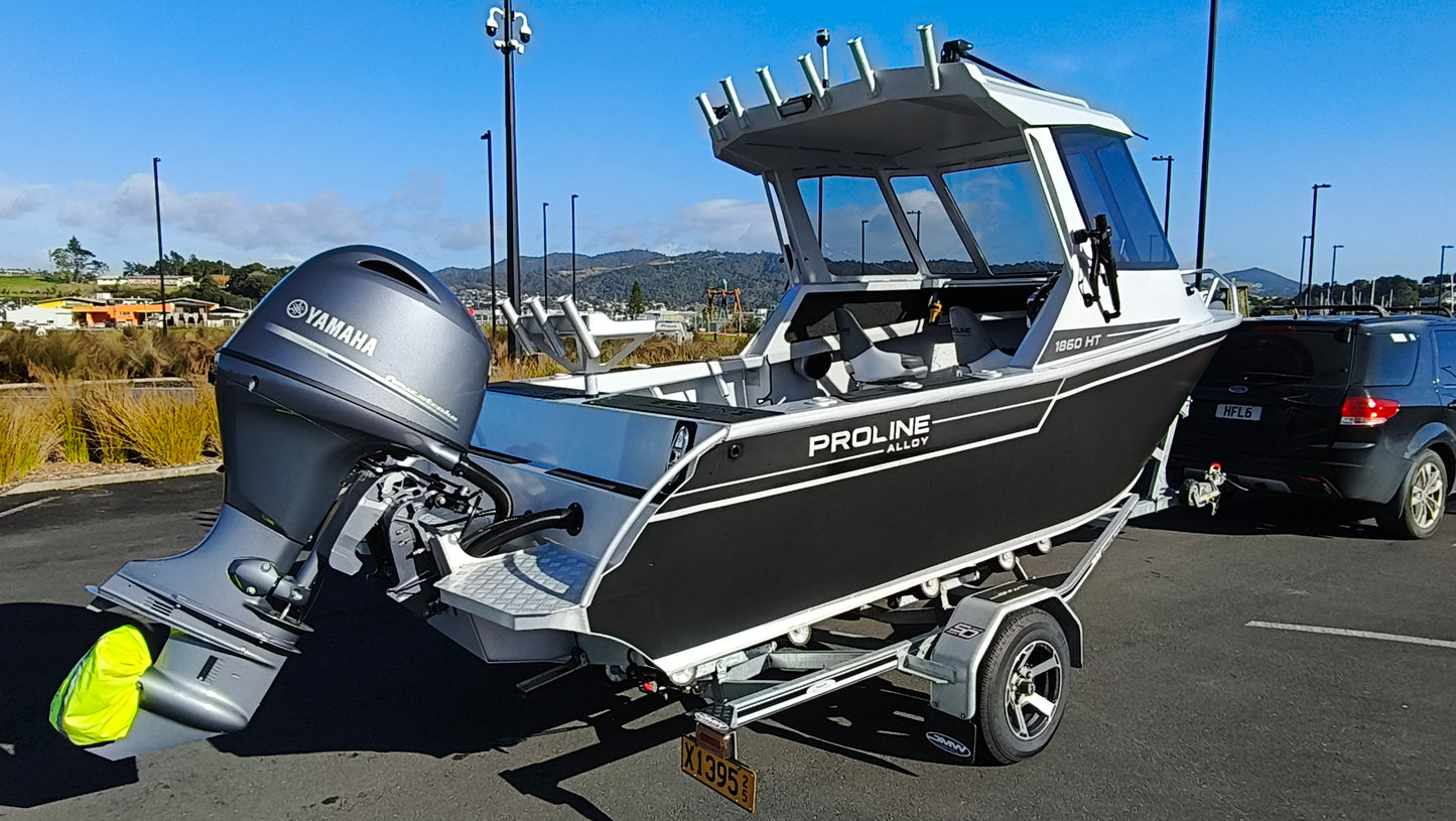 Proline 1860 HT Ex Demo boat with Yamaha F115XB outboard