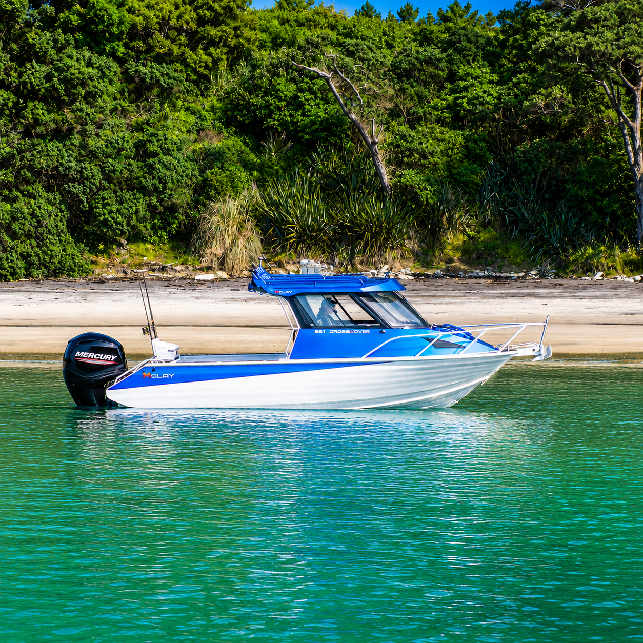 McLay CrossXover Series | Family & Fishing Boats NZ | Warren Hay Marine