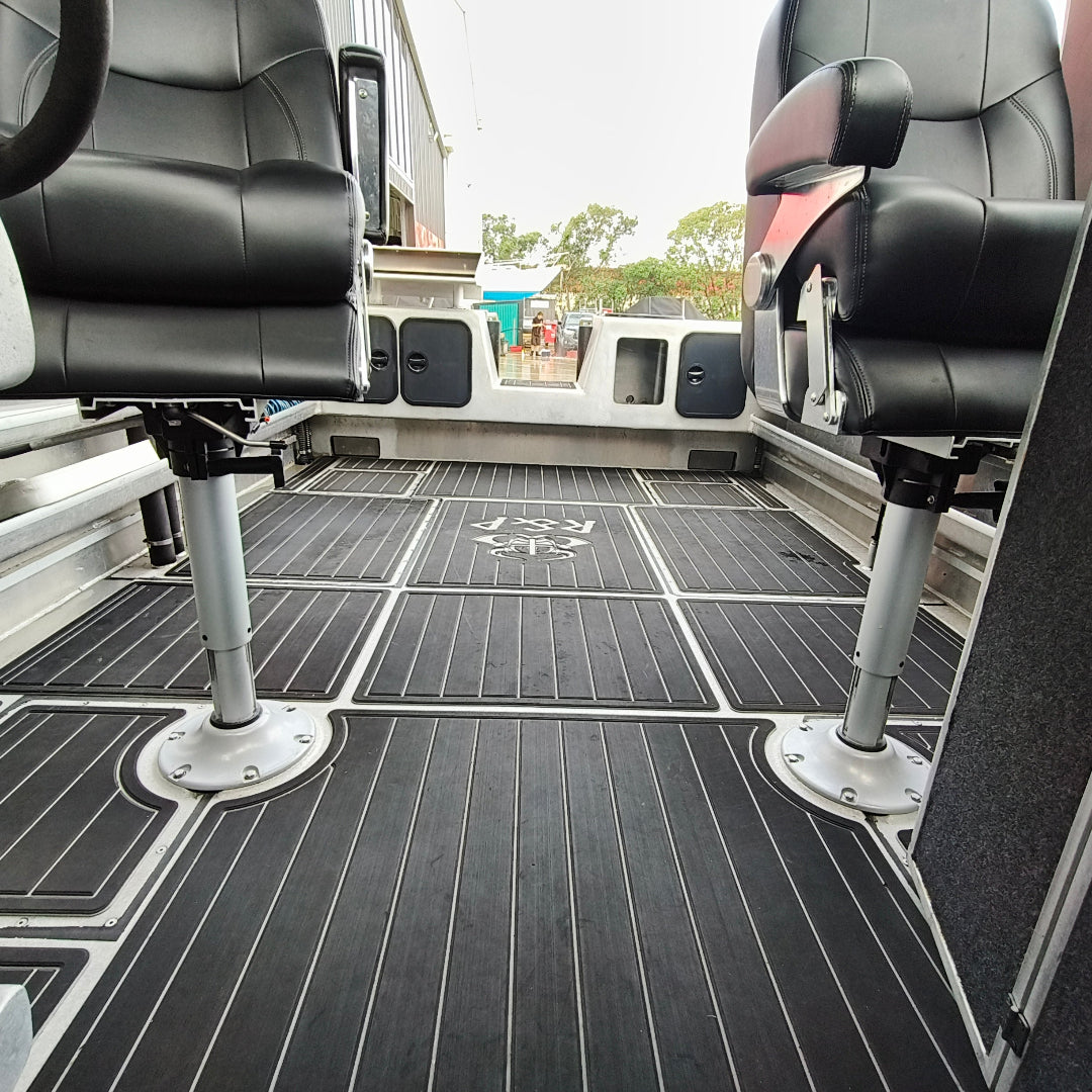 Used aluminum offshore boat at Warren Hay Marine
