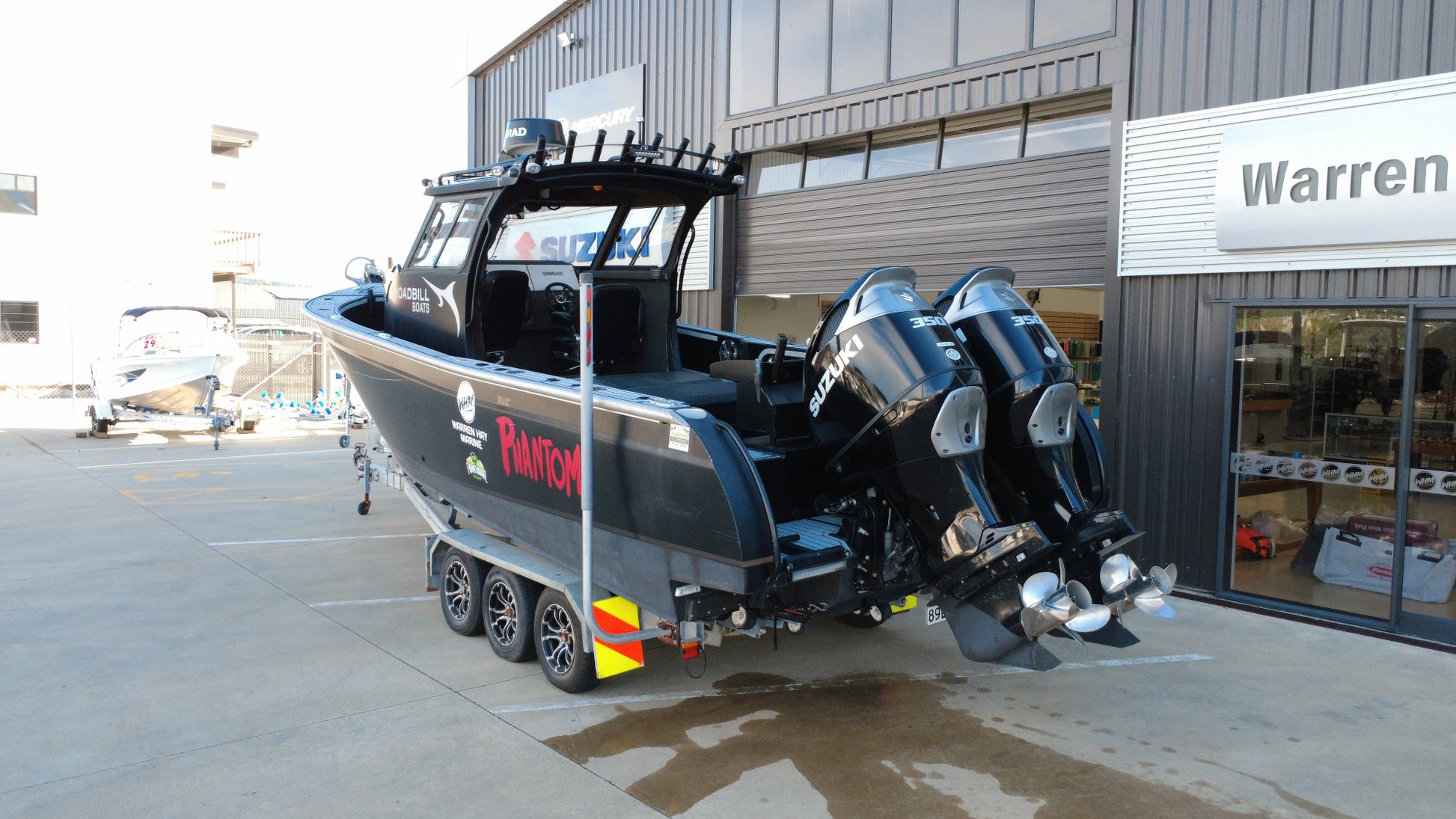 Used Boat, Broadbill 8m with twin suzuki 350 duo propped outboards