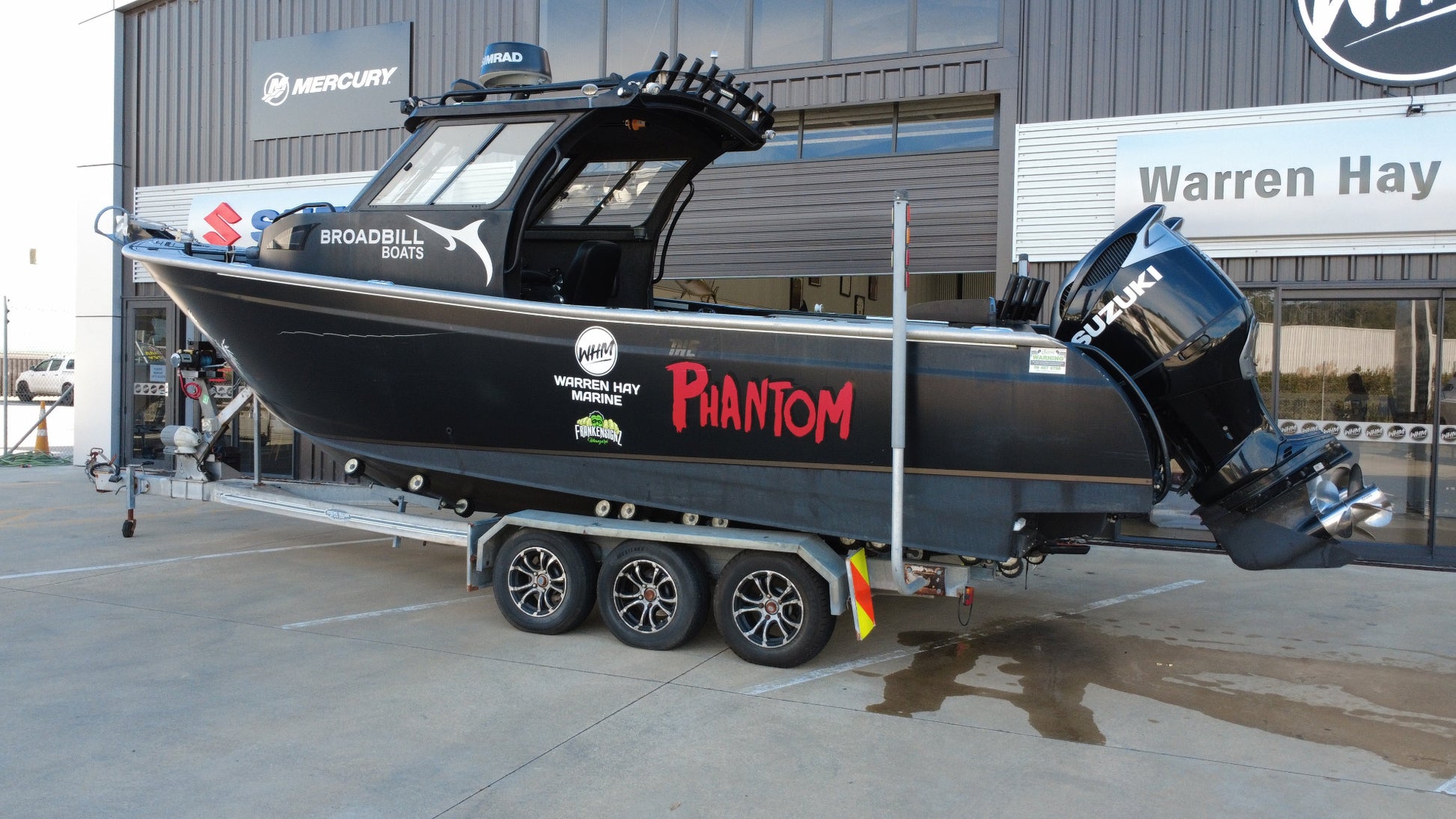 Used Broadbill sports boat for sale. twin Suzuki 350hp outboards