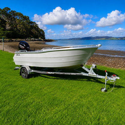 Circa 450 Tiller Steer Boat