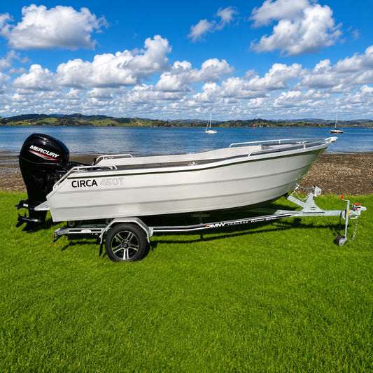 Circa 450 Tiller Steer Boat