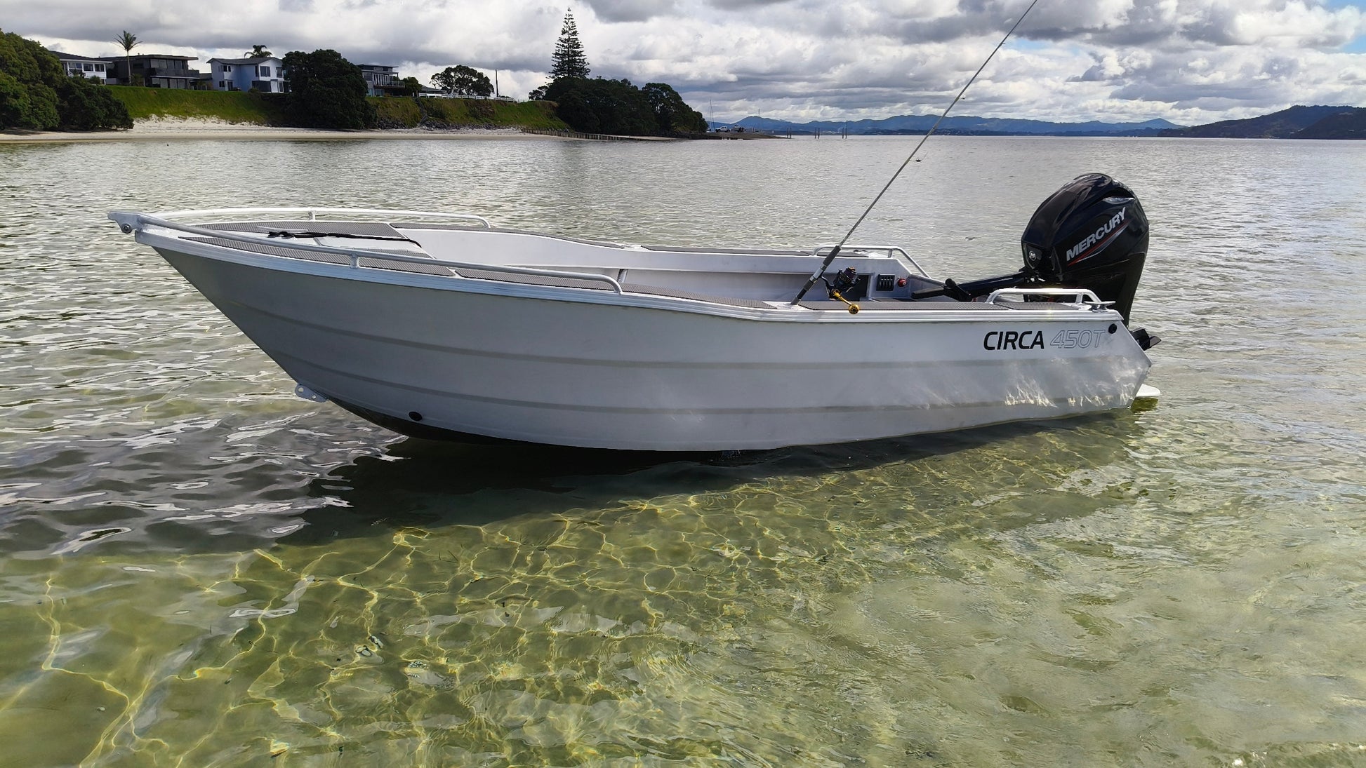 Circa 450 Tiller Steer Boat on DMW galvanised trailer – 40hp Mercury 4 stroke