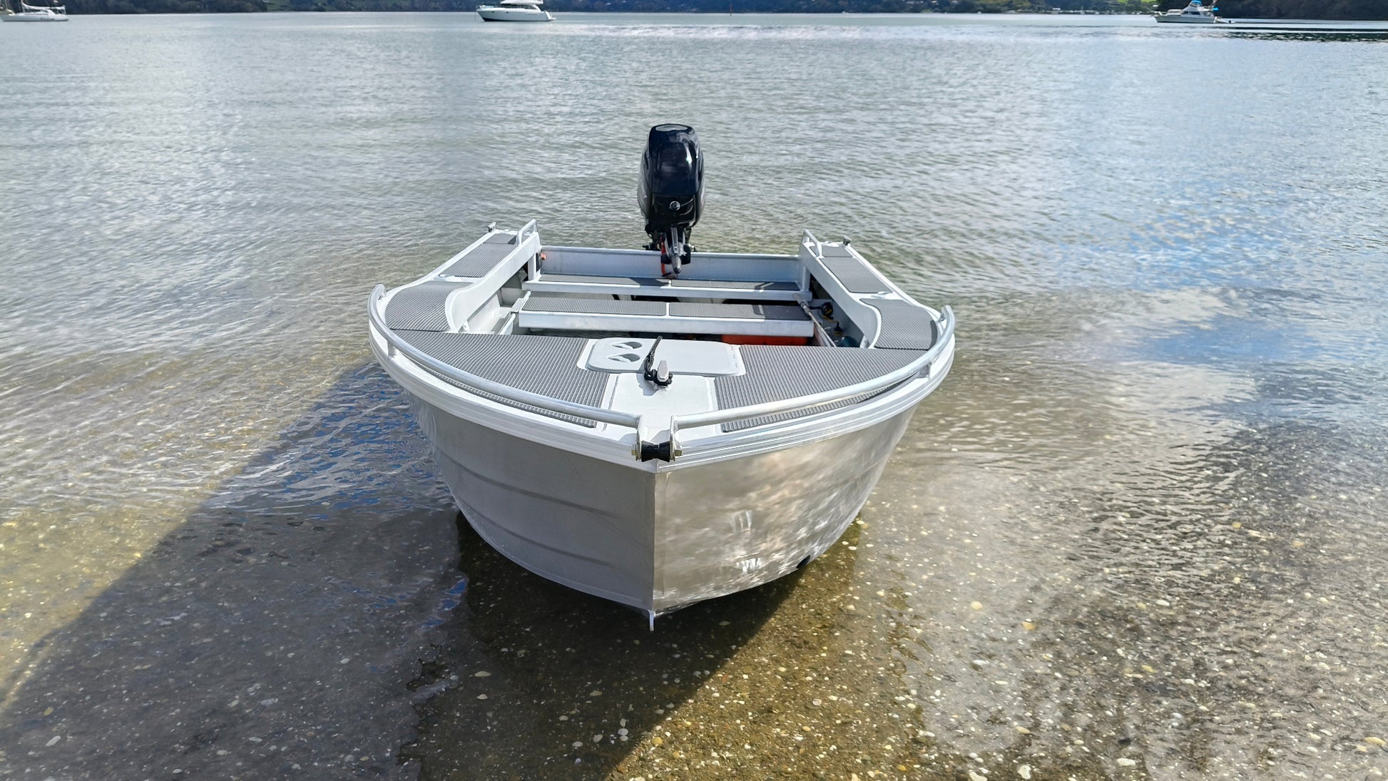 Circa 450 Tiller Steer Boat on DMW galvanised trailer – 40hp Mercury 4 stroke