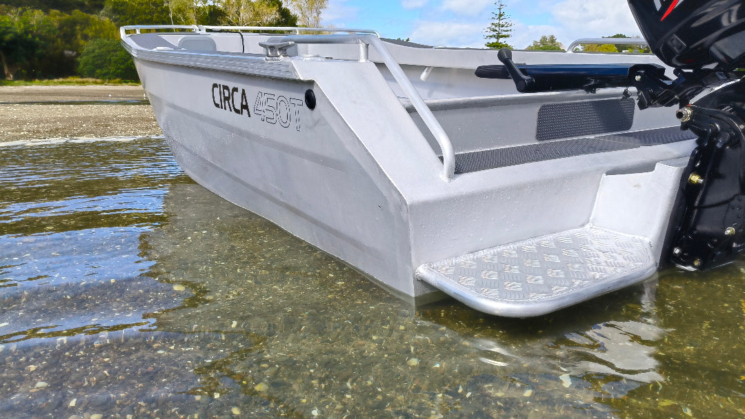 Circa 450 Tiller Steer Boat on DMW galvanised trailer – 40hp Mercury 4 stroke