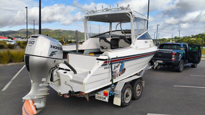 1998 LazerCraft 600GT – Versatile Offshore Performer