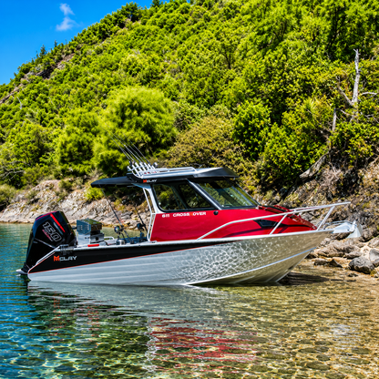Mclay 611 CrossXover, powered by Mercury in stunning setting, Warren Hay Marine, Whangarei 