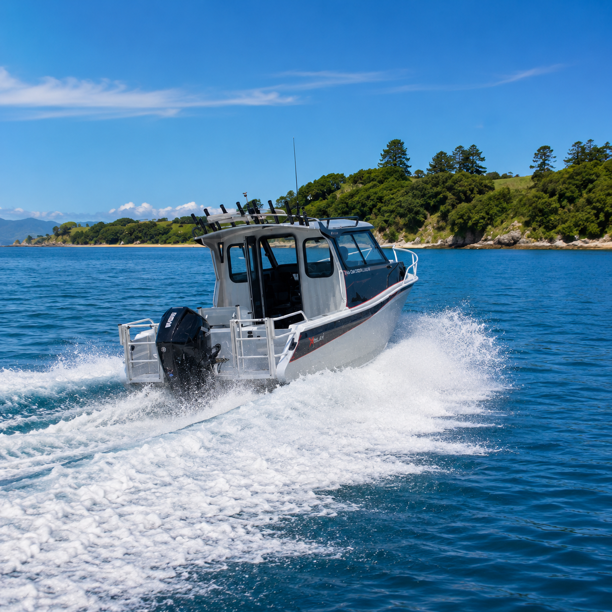 McLay 751 Gen2 Hardtop underway in coastal New Zealand waters
