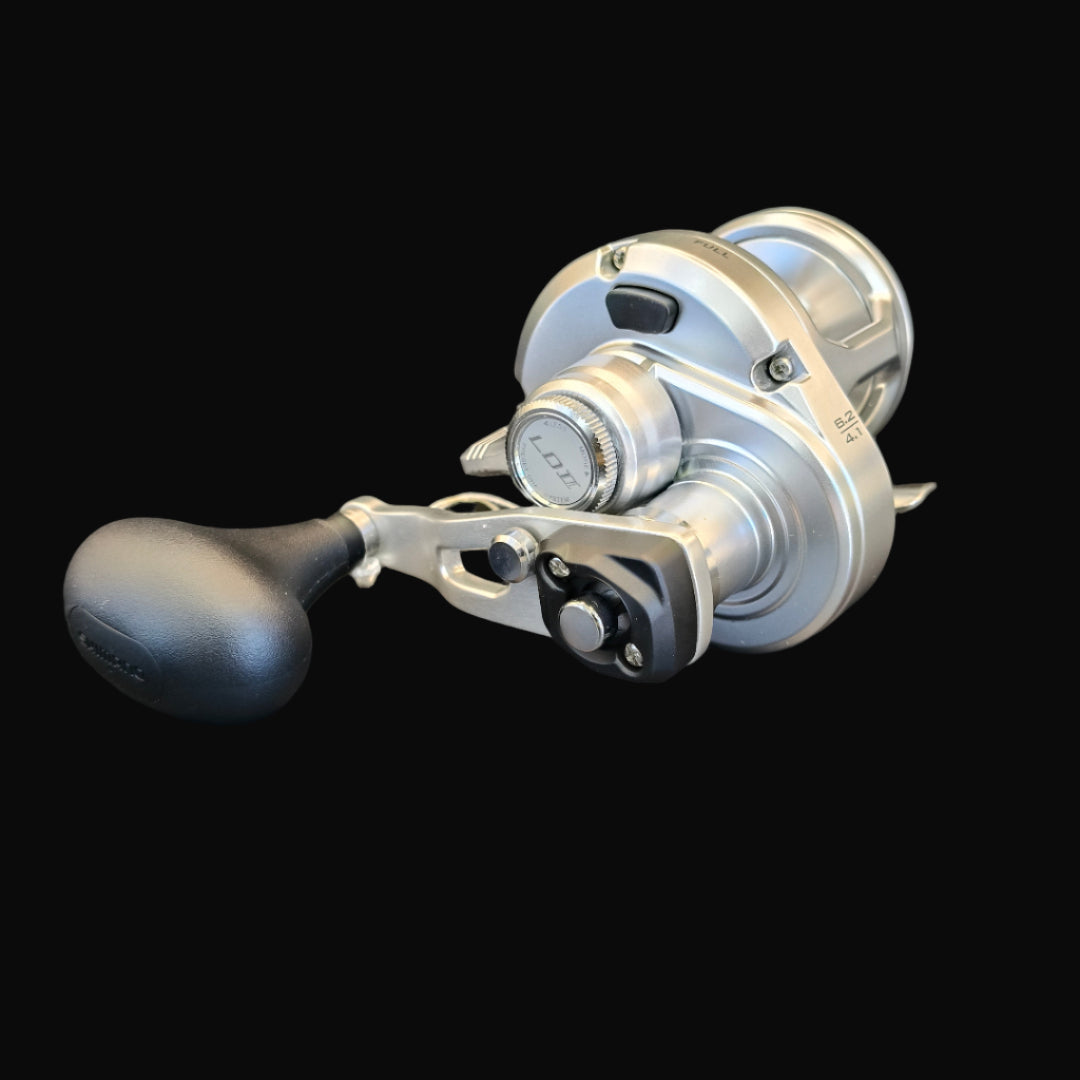 Shimano Speedmaster 8II 2-speed lever drag reel – compact aluminium saltwater reel with smooth Cross Carbon Drag and dual-speed gearing.