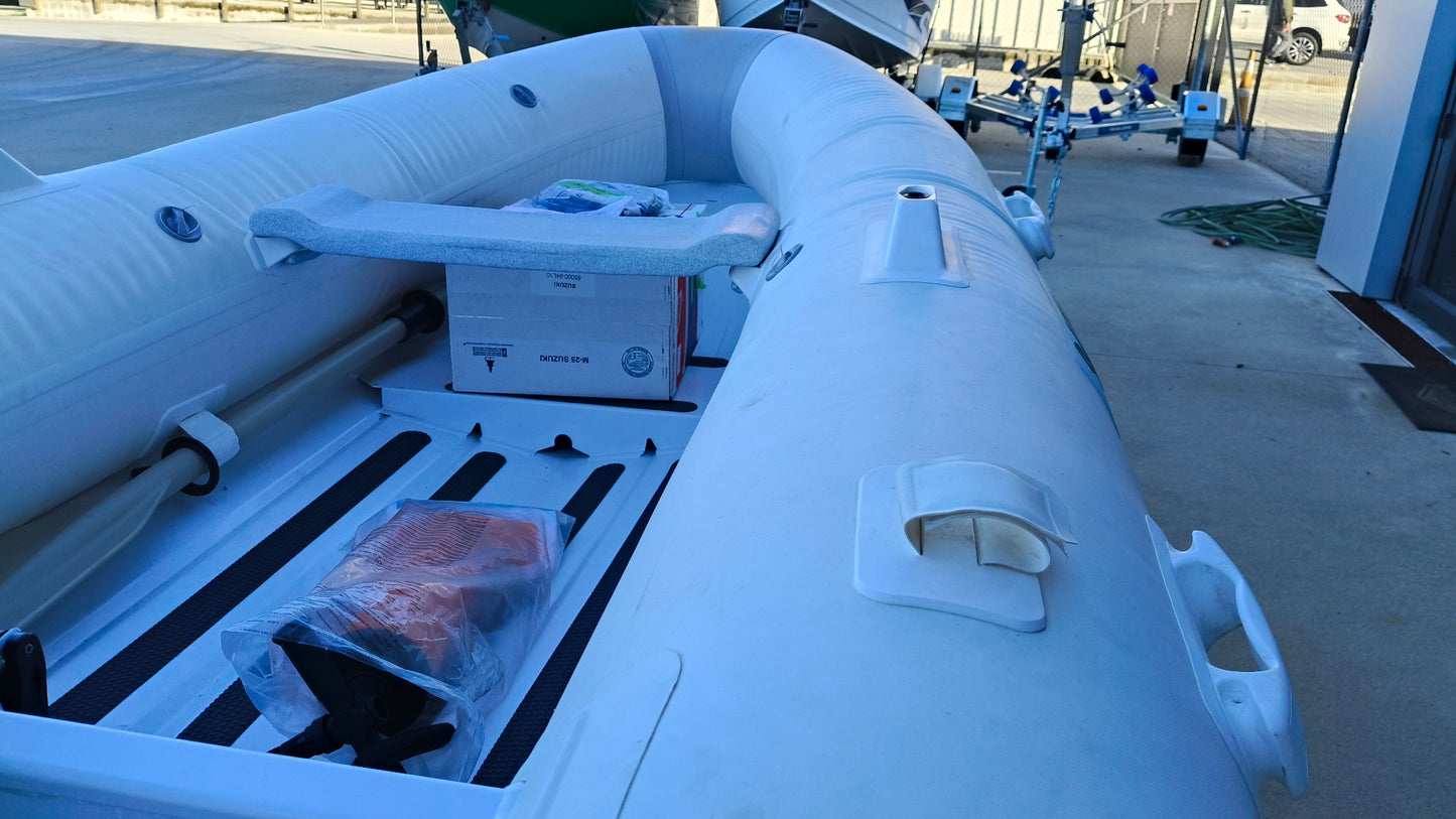 Sothern Pacific 310 RIB - Suzuki DT15 outboard