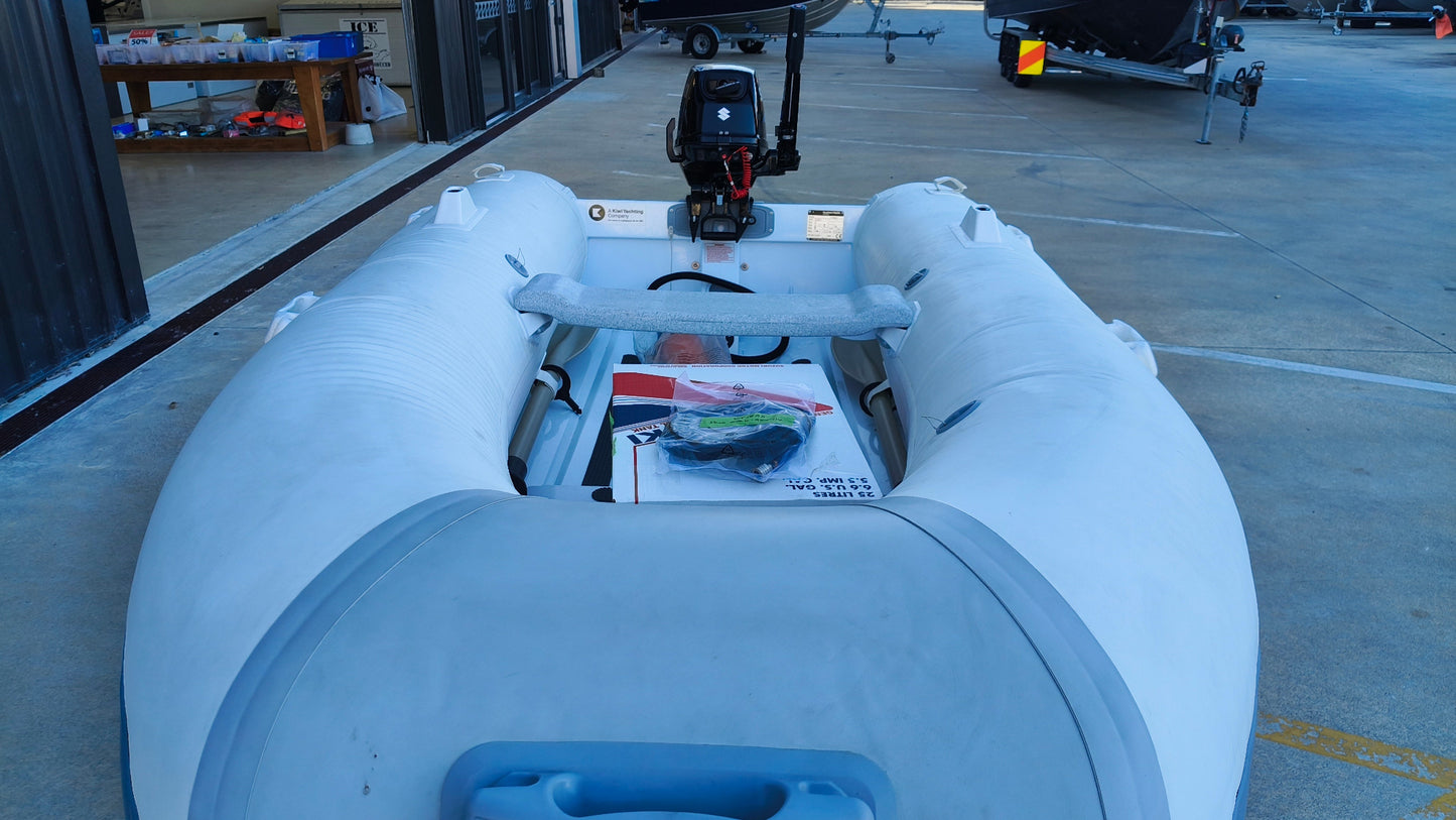 SouthPacific SH310, 25ltr fuel tank and Suzuki DT15 2 stroke outboard 