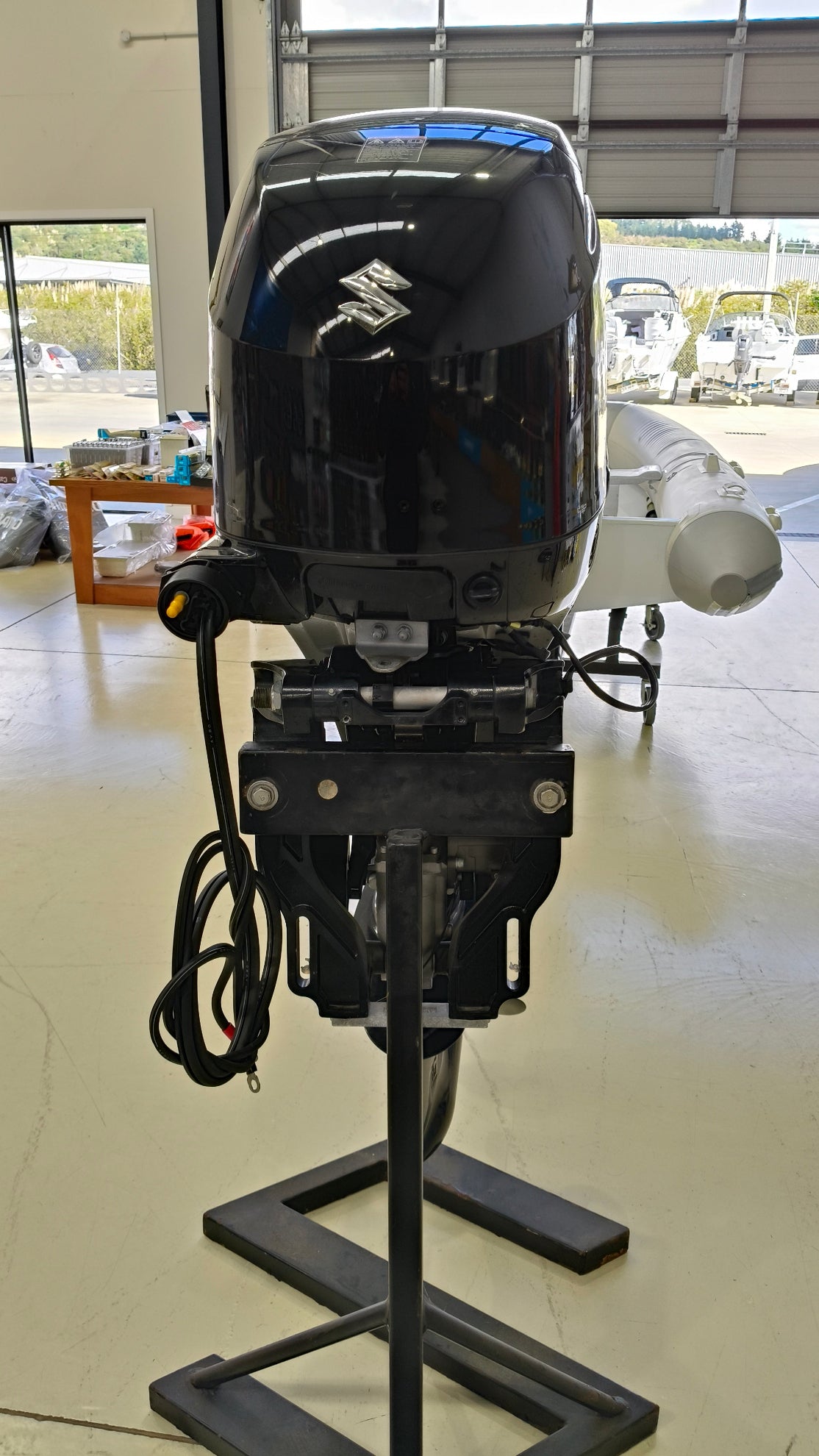 Suzuki DF100 25” Shaft – Ex-Demonstrator (Only 8 Hours)