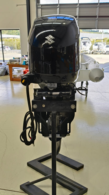 Suzuki DF100 25” Shaft – Ex-Demonstrator (Only 8 Hours)