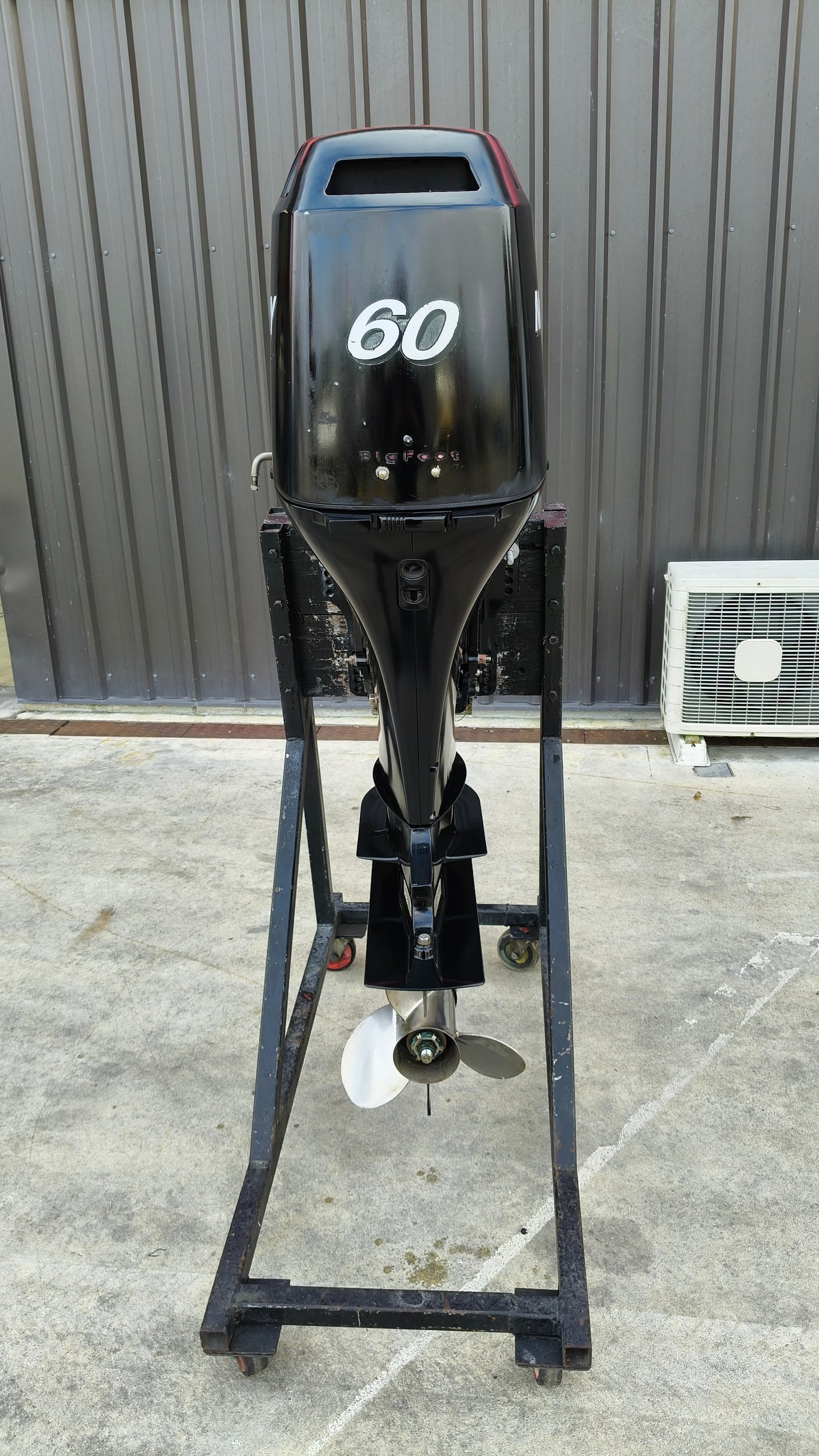 Used Mercury 60hp fourstroke outboard engine. 