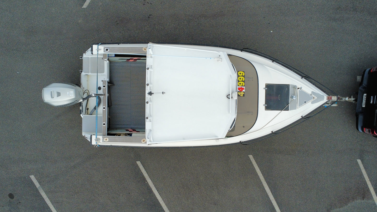 1998 LazerCraft 600GT – Versatile Offshore Performer