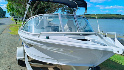 Quality used boat at Warren Hay marine in whangarei