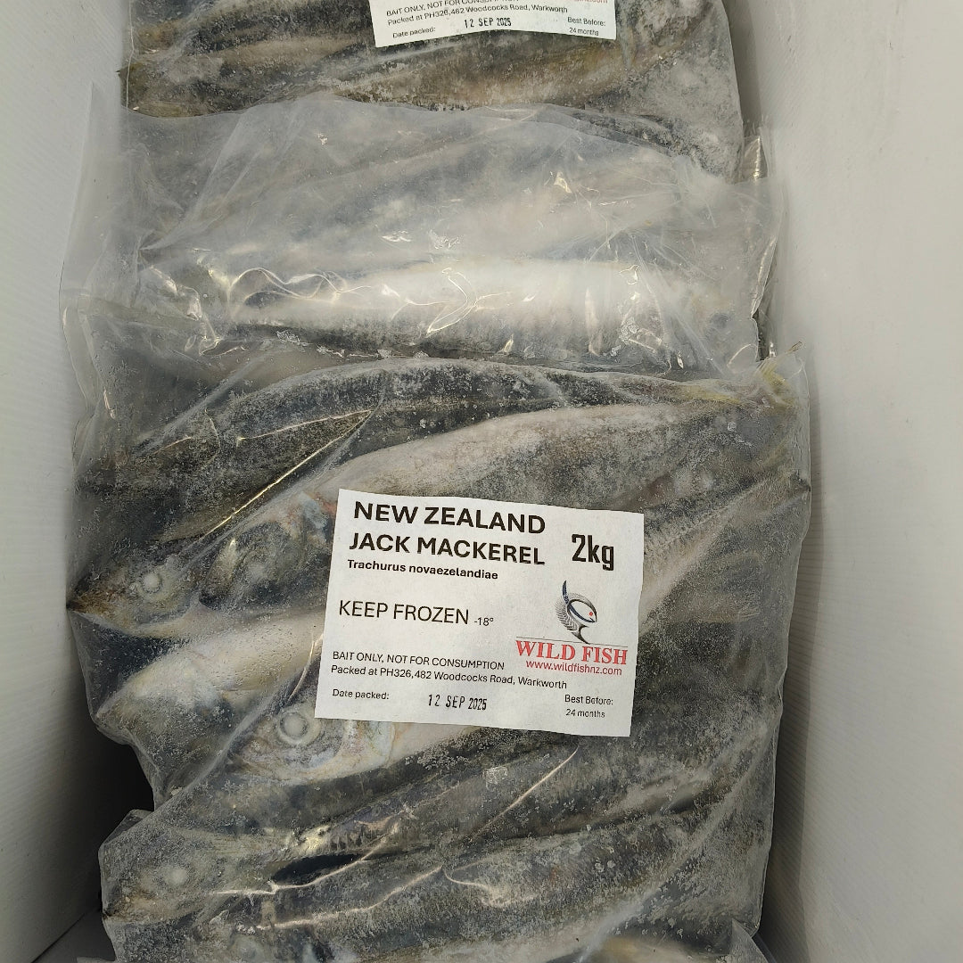 From the ocean to frozen in just minutes, wild fish Jack mackerel 2kg are some of the freshest bait around. 